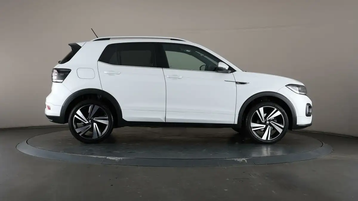 2023-volkswagen-t-cross-10-tsi-r-line-big-54