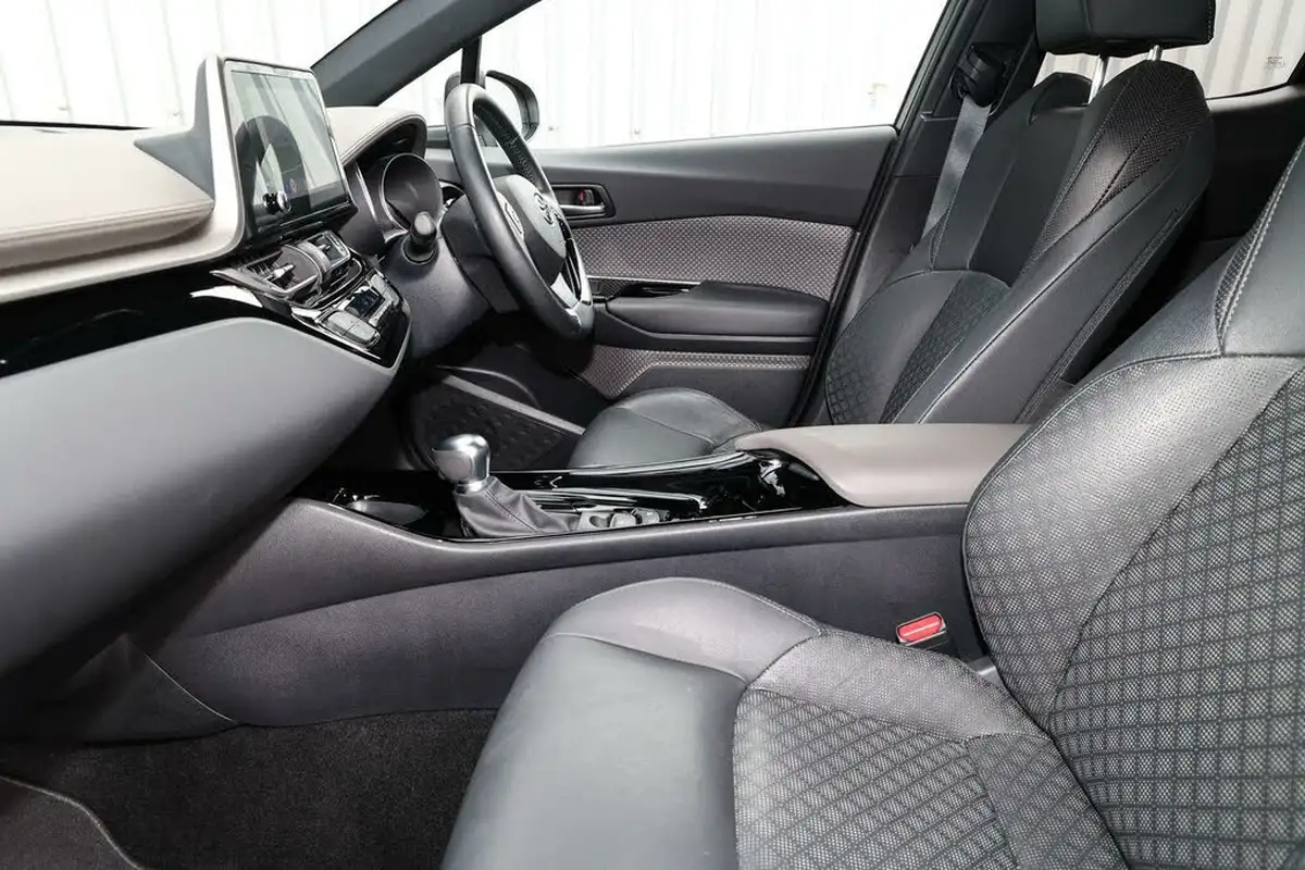 2022-toyota-c-hr-18-vvt-i-excel-big-9