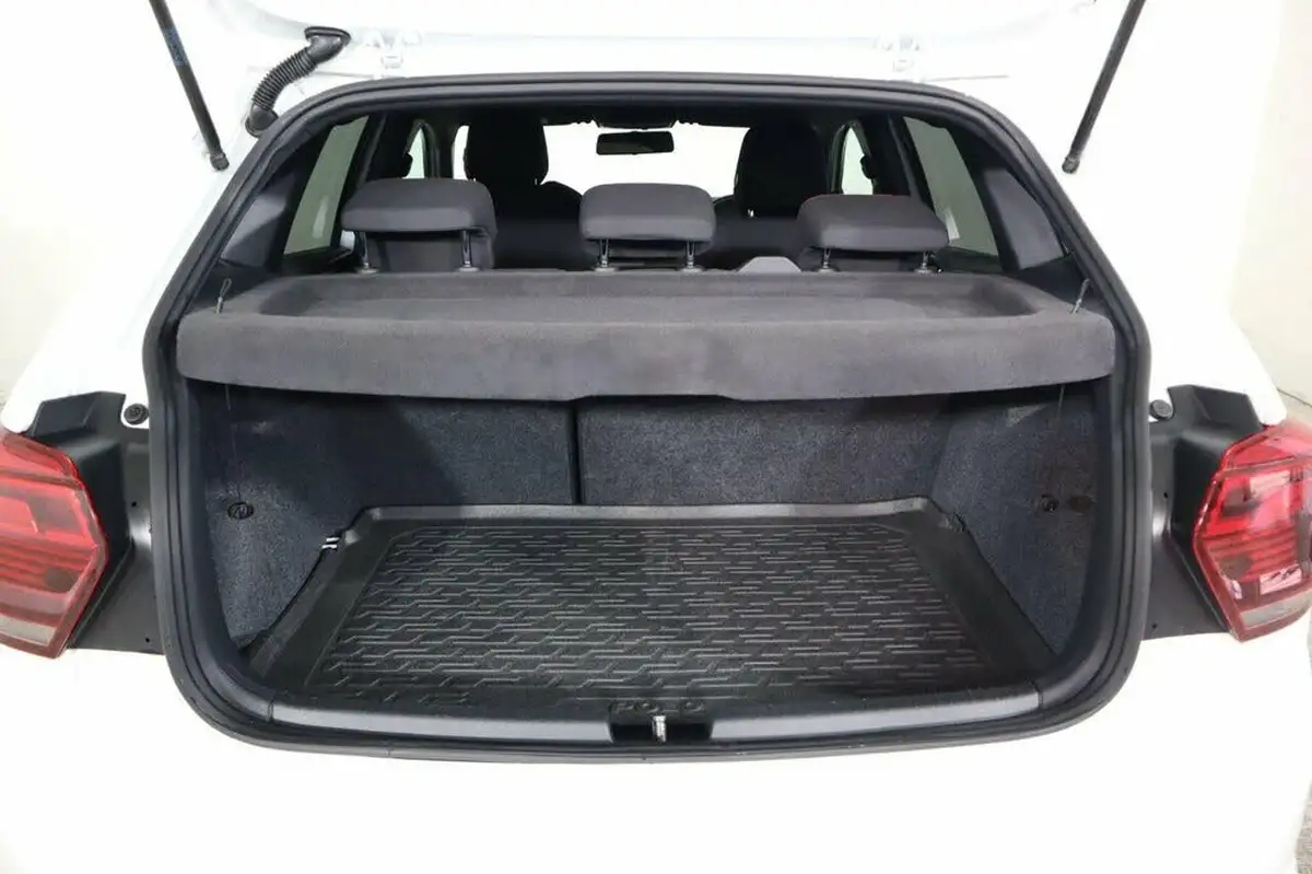 2020-volkswagen-polo-20-tsi-gti-big-43