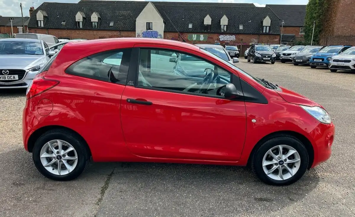 2014-ford-ka-12-studio-connect-big-1