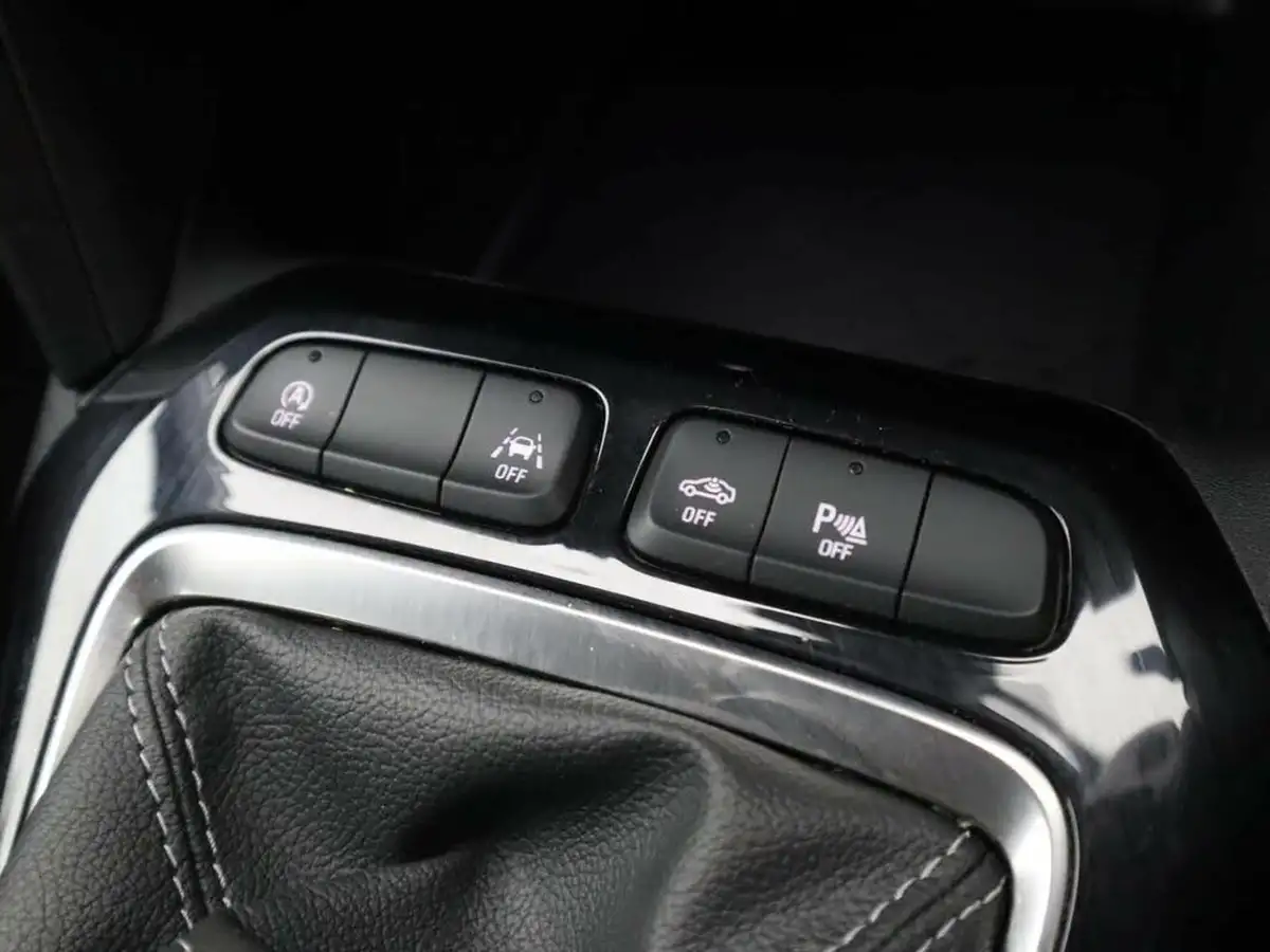 2020-vauxhall-corsa-12-turbo-elite-nav-premium-big-21