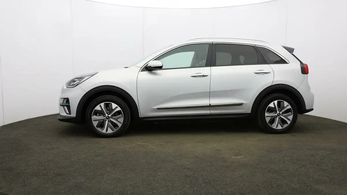 2021-kia-e-niro-ev-4-big-62