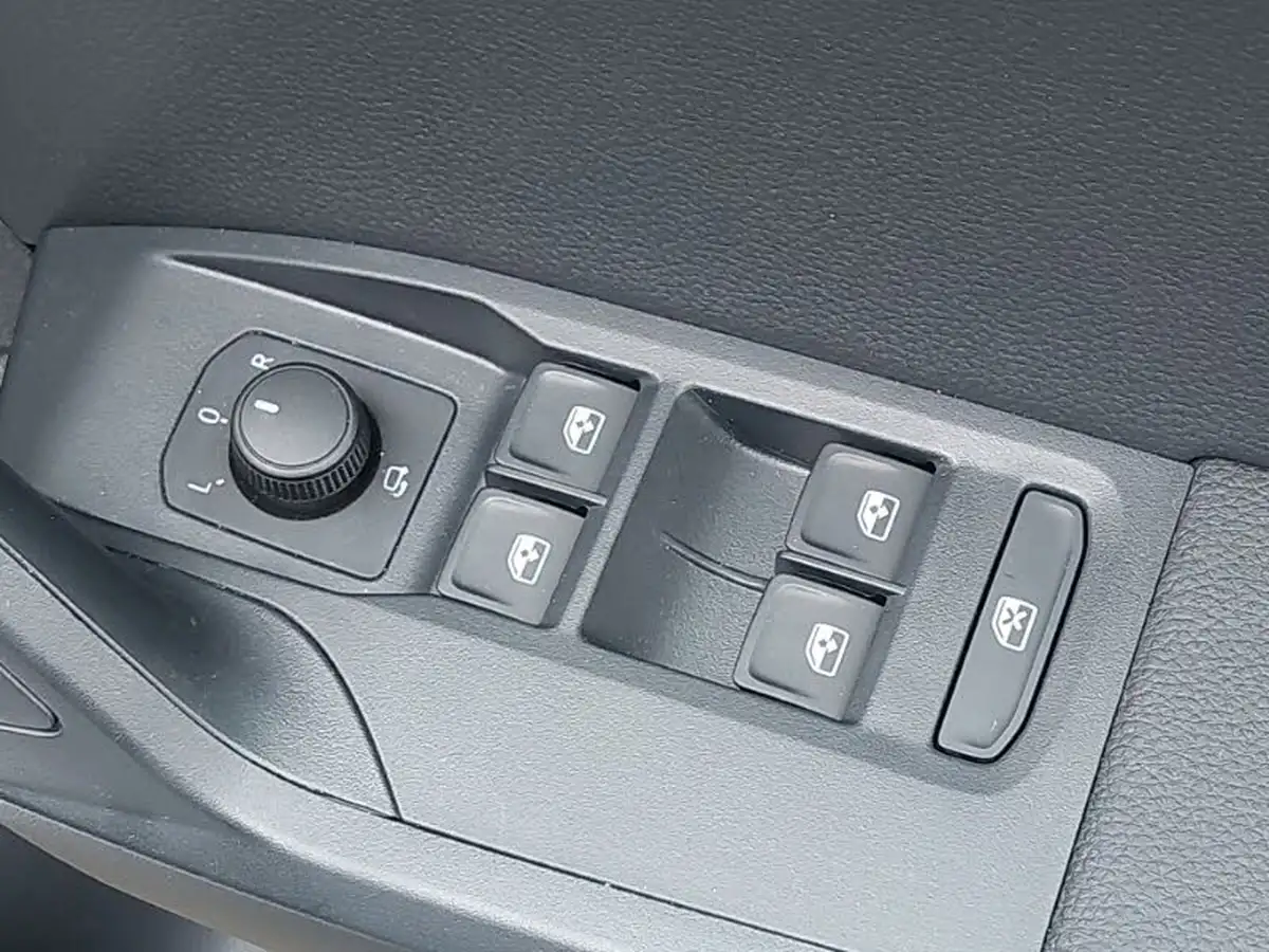 2024-seat-ibiza-10-tsi-xcellence-115ps-big-12