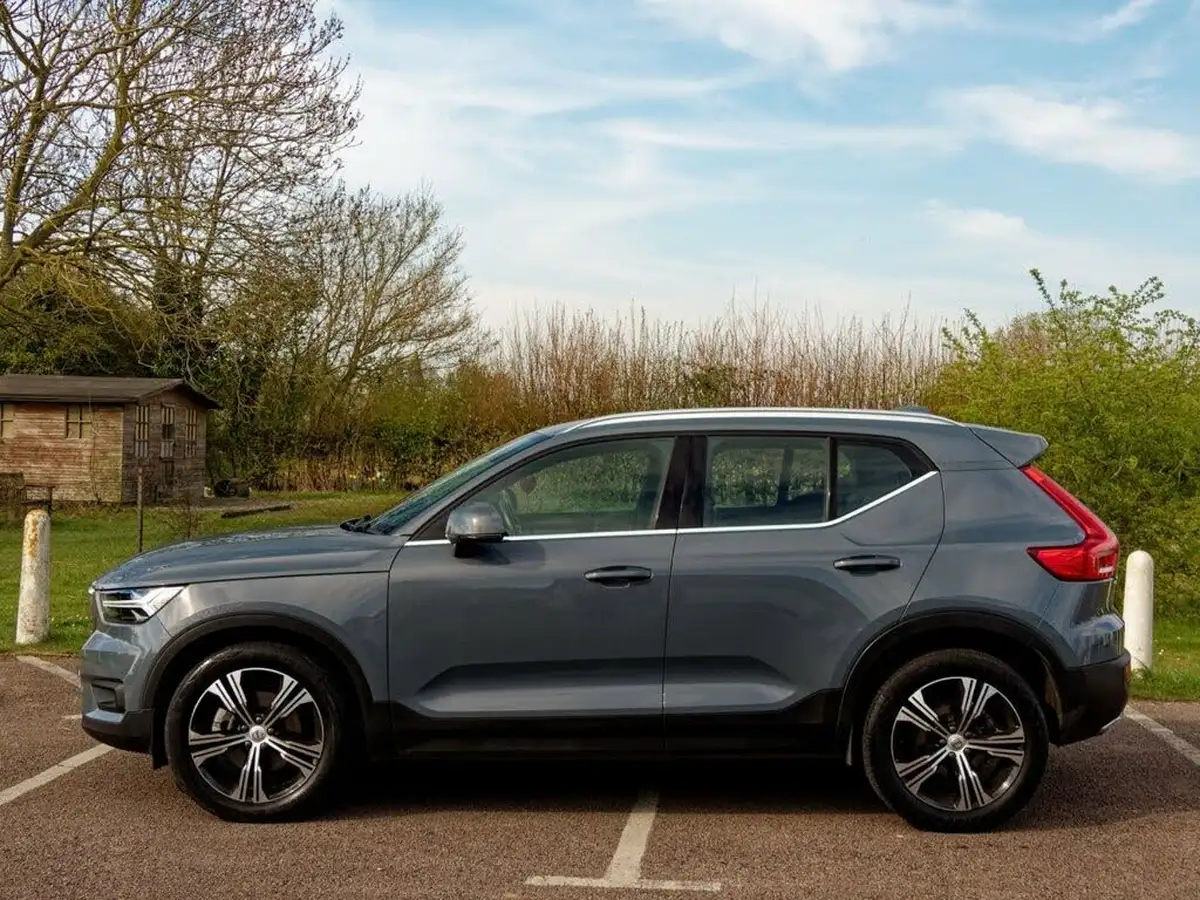 2019-volvo-xc40-20td-d4-inscription-pro-big-6