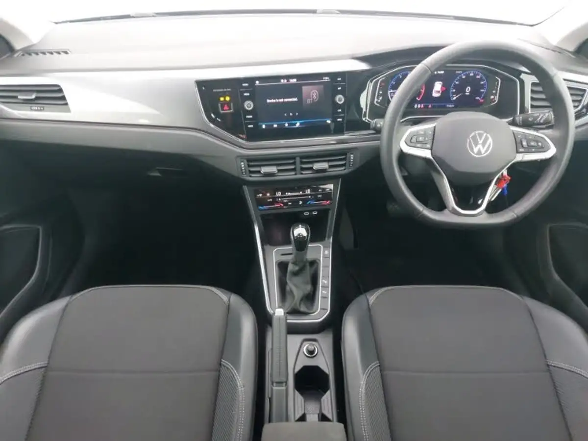 2024-volkswagen-taigo-10-tsi-style-110ps-dsg-big-2