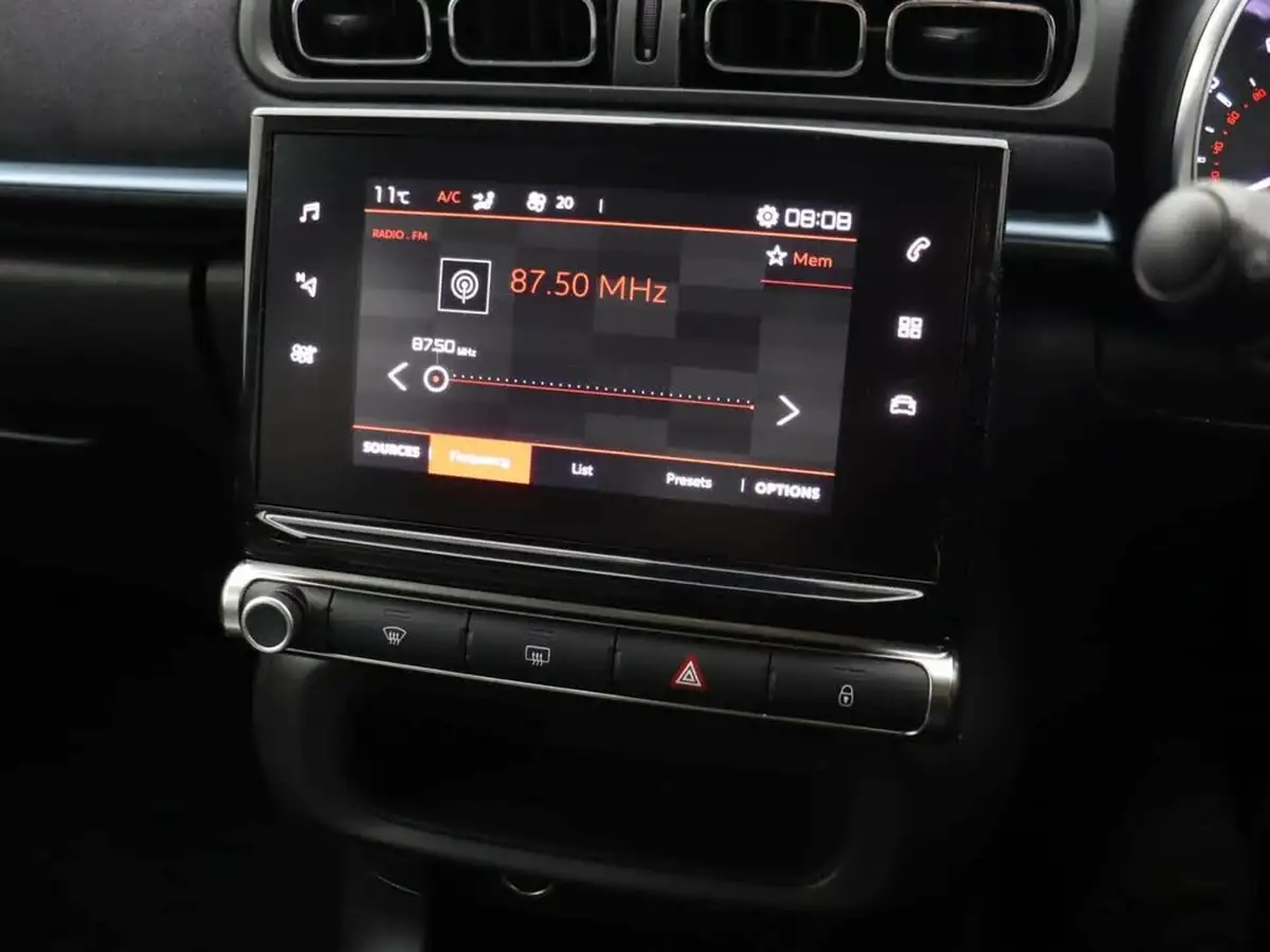 2023-citroen-c3-12-puretech-elle-83ps-ss-big-16