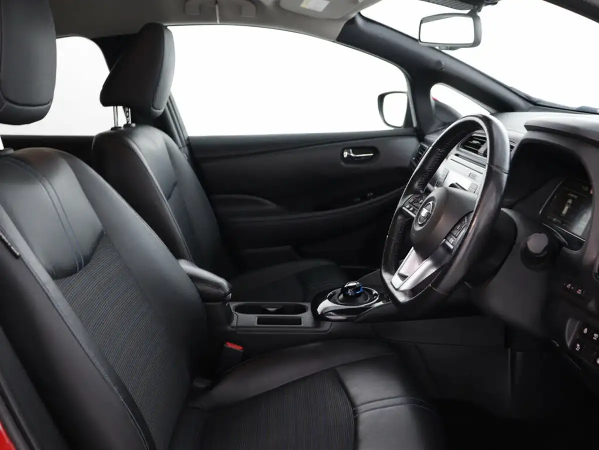 2019-nissan-leaf-e-n-connecta-big-27