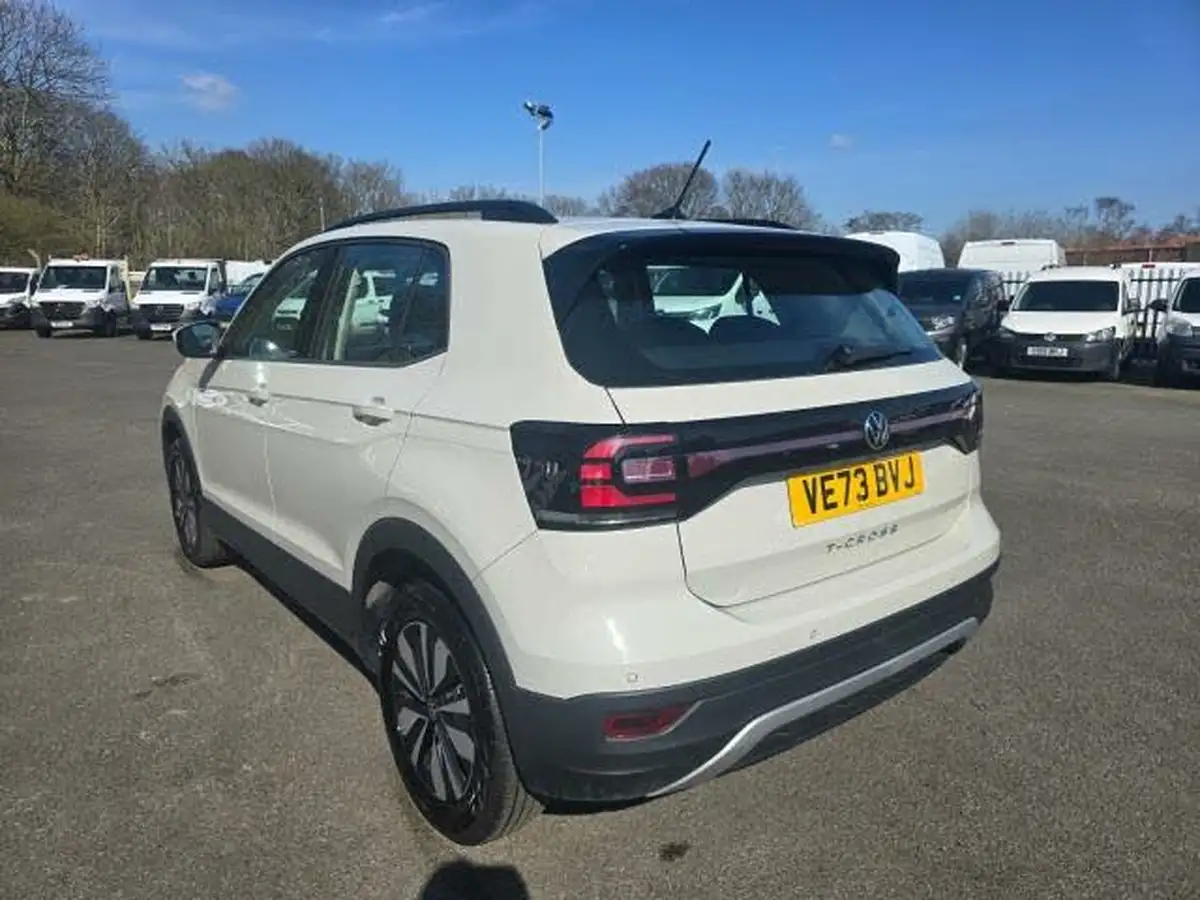 2024-volkswagen-t-cross-10-tsi-move-110ps-dsg-big-1