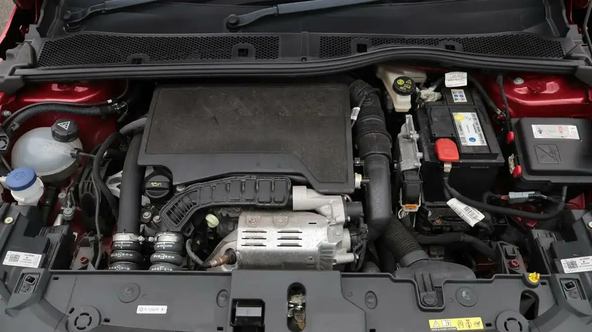 2020-vauxhall-corsa-12-turbo-se-nav-premium-big-19