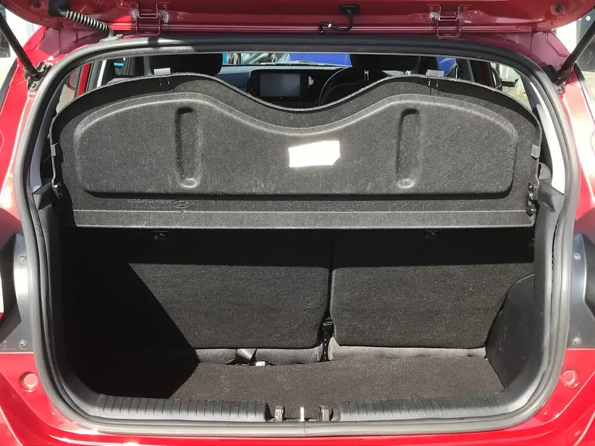 2020-hyundai-i10-10-se-connect-big-11