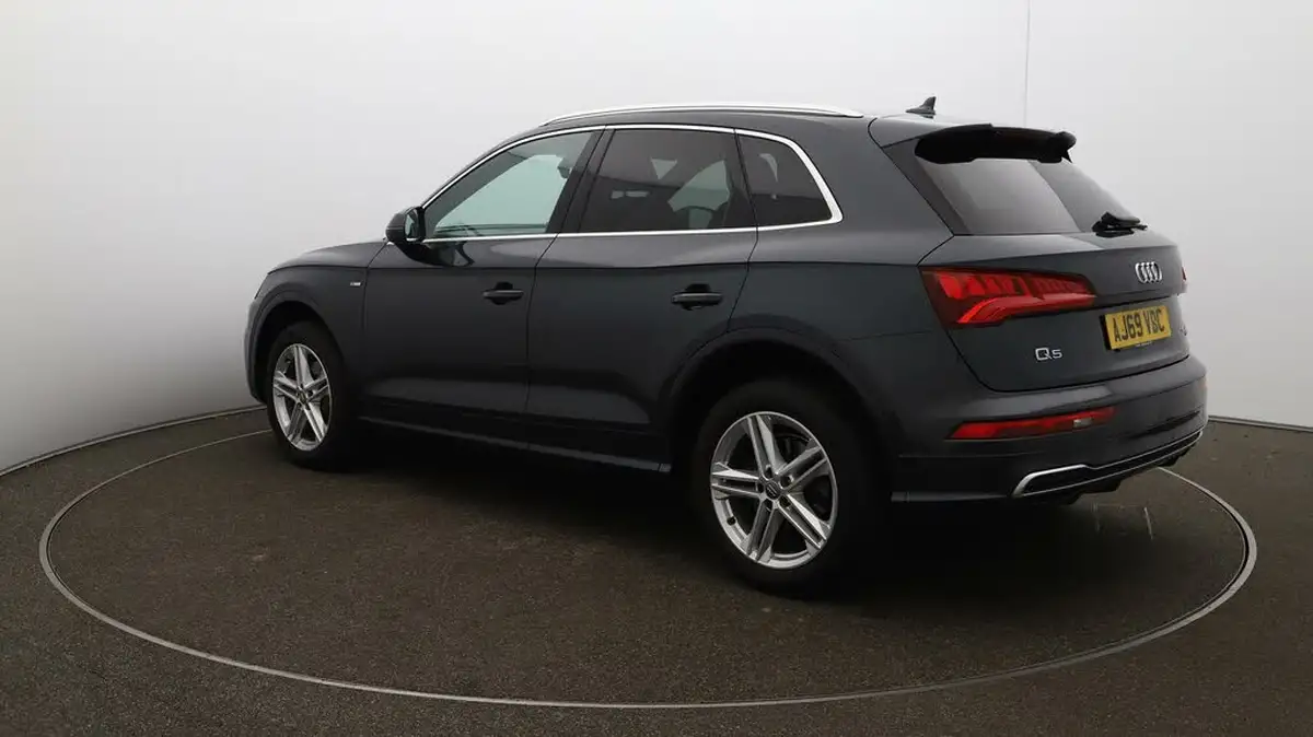 2019-audi-q5-20-45-tfsi-s-line-big-53