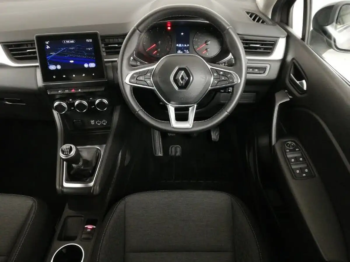 2022-renault-captur-10-tce-iconic-edition-big-6