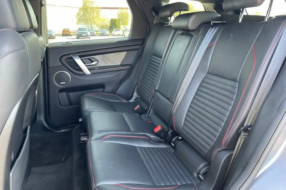 2019-land-rover-discovery-sport-20-d180-r-dynamic-hse-big-12