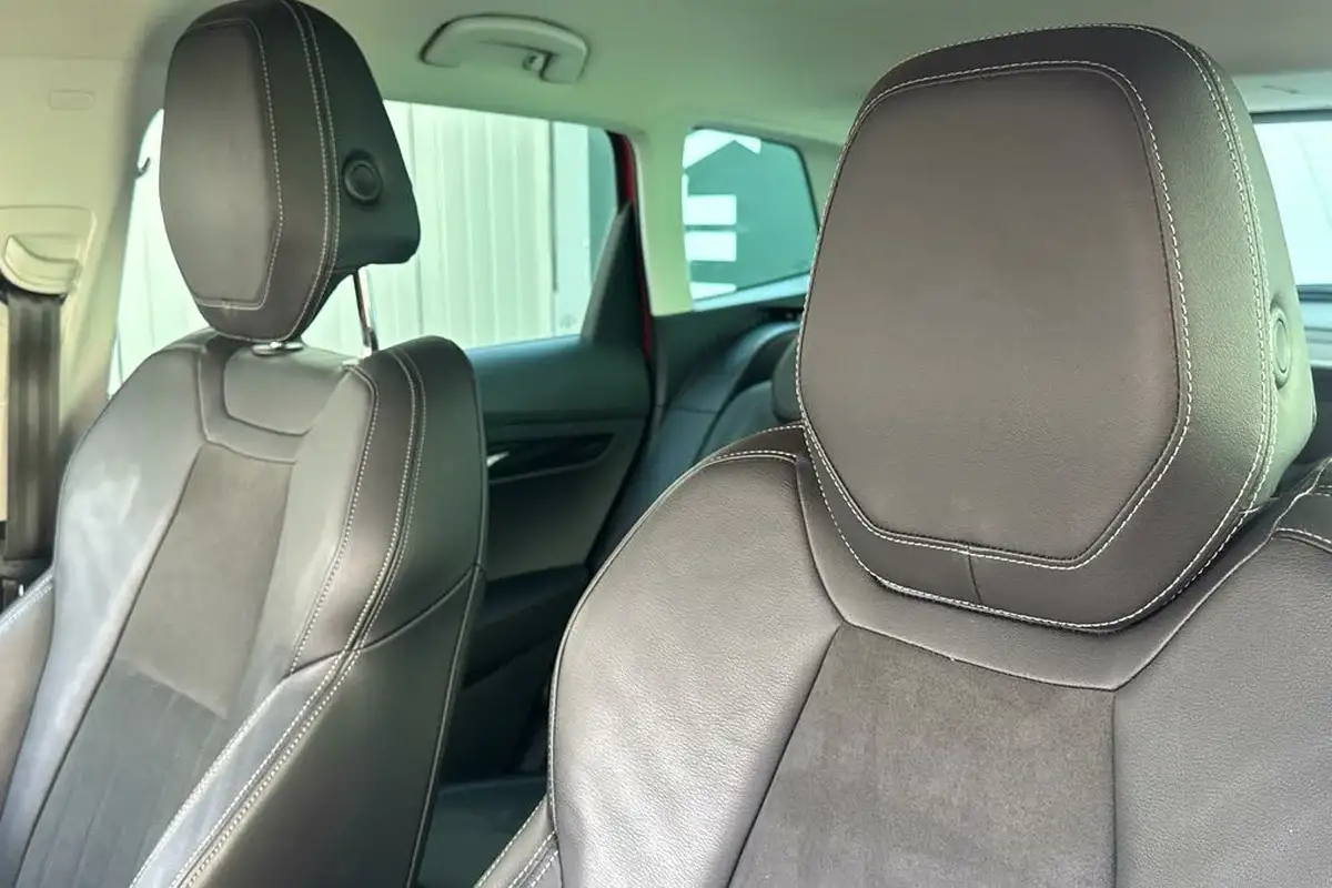 2019-skoda-karoq-15-tsi-se-l-dsg-big-13