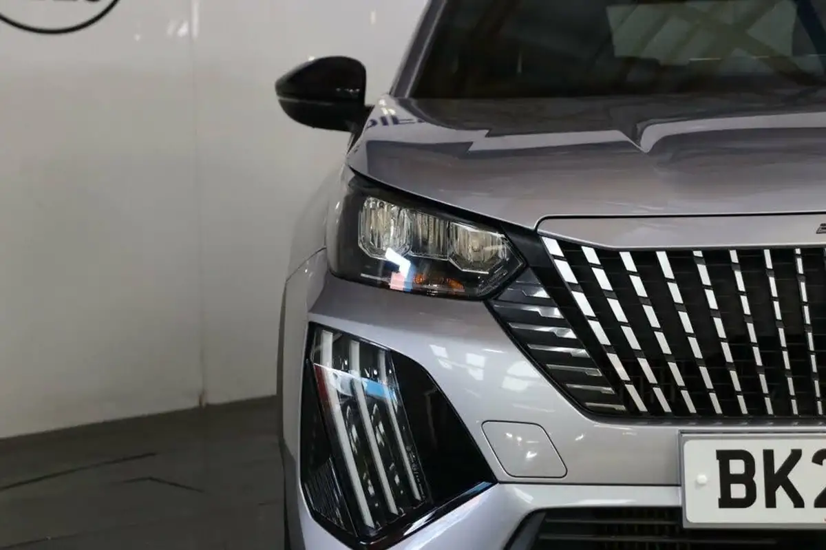 2024-peugeot-2008-suv-12-puretech-allure-130ps-big-11