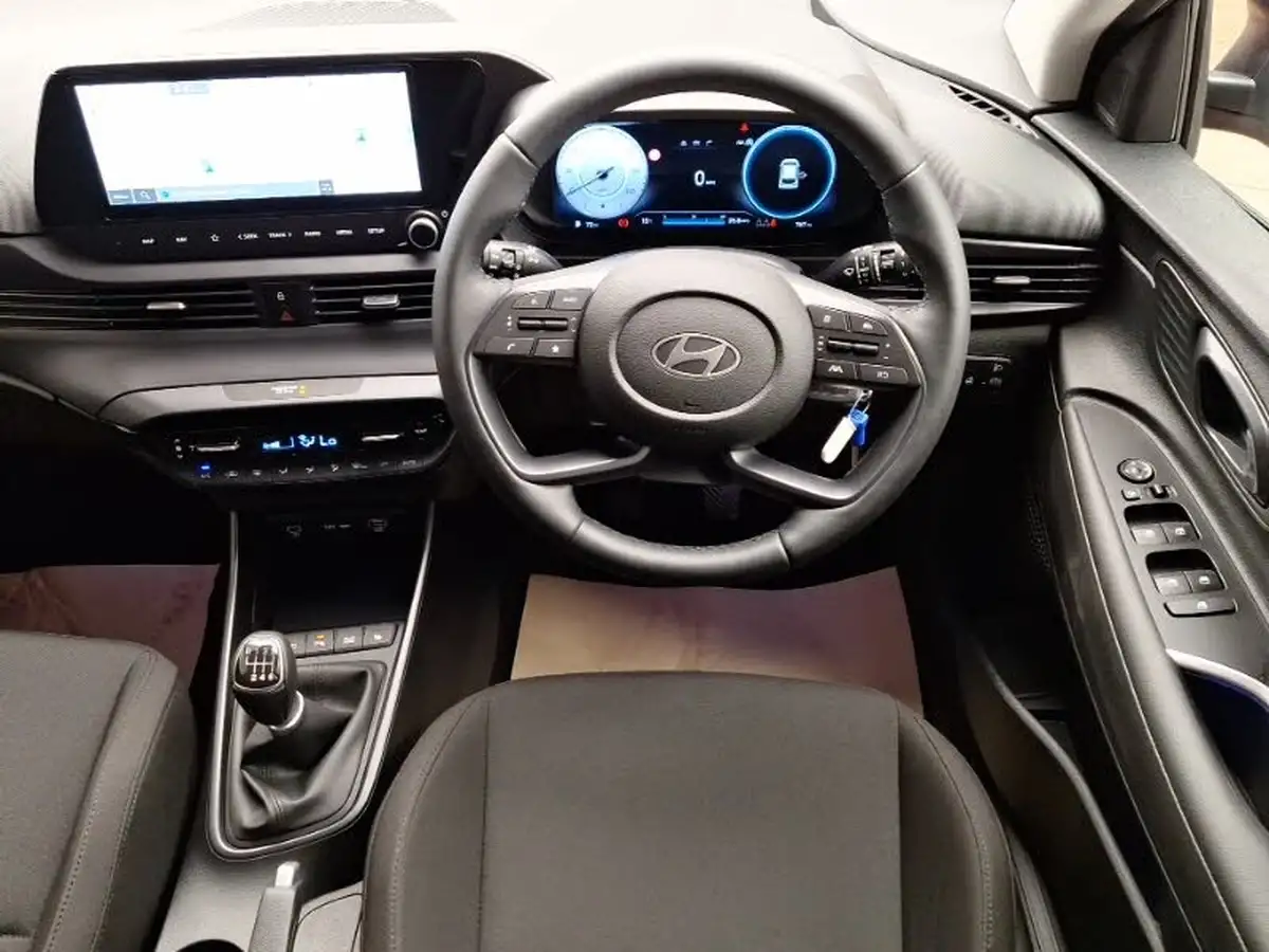 2025-hyundai-i20-10-t-gdi-premium-big-6