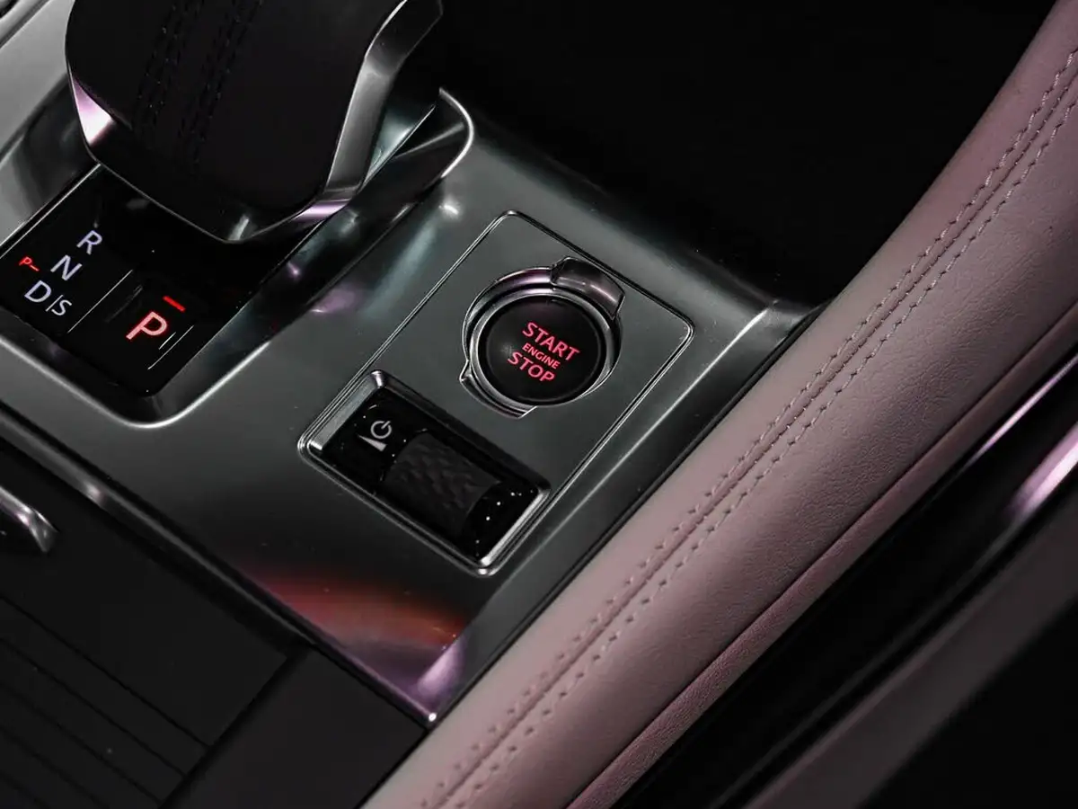2022-jaguar-f-pace-20-d200-r-dynamic-s-big-10