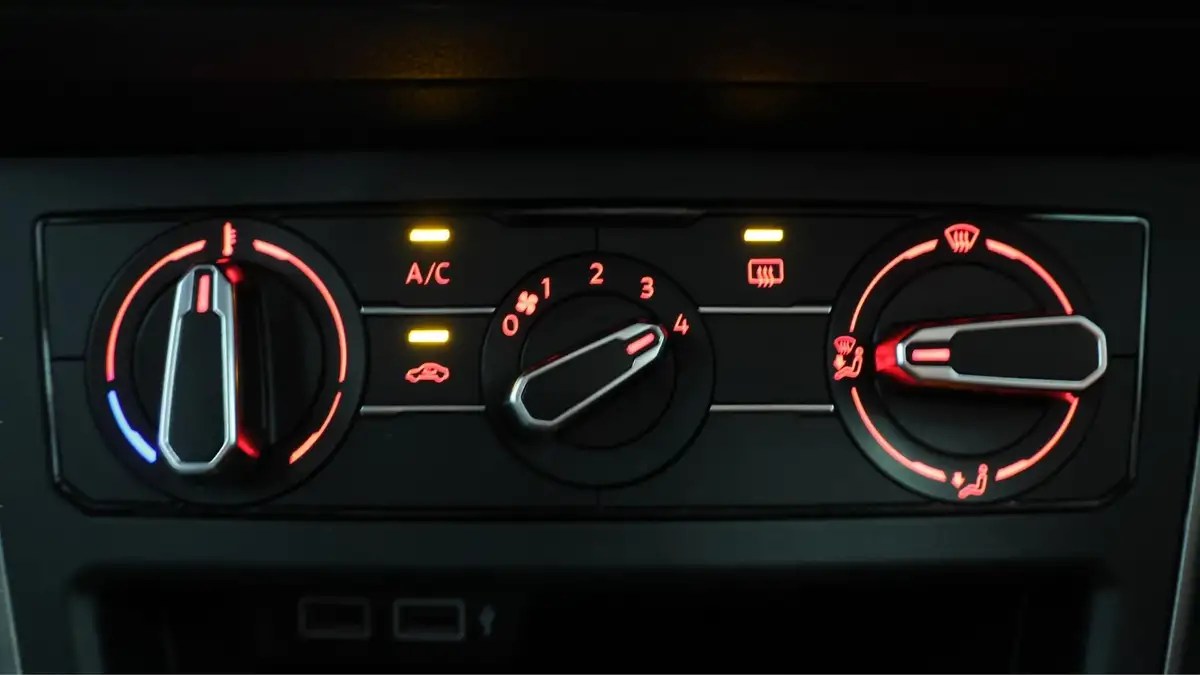 2019-volkswagen-polo-10-tsi-se-ss-big-11