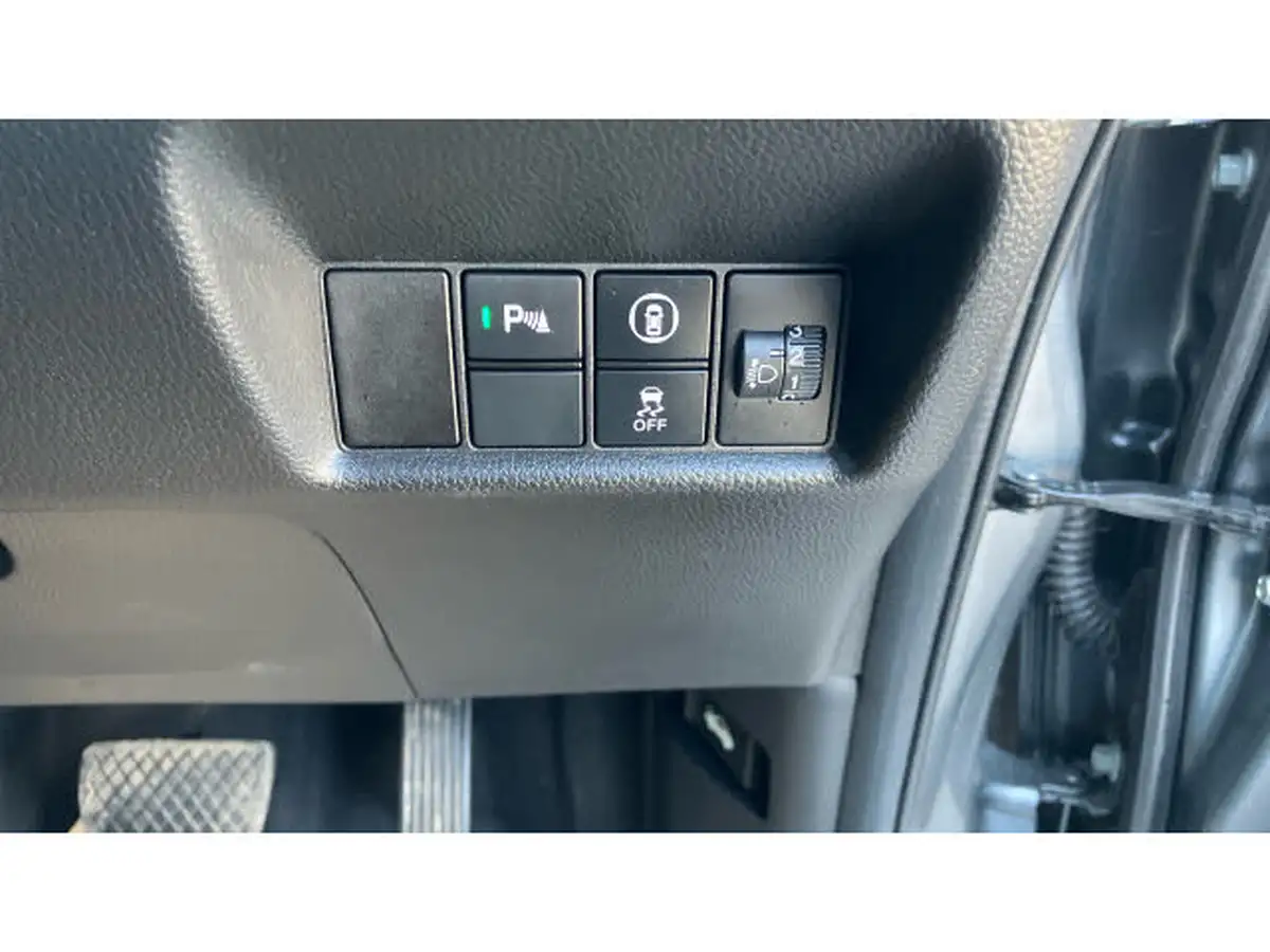 2022-honda-jazz-15-i-mmd-ex-109ps-big-29