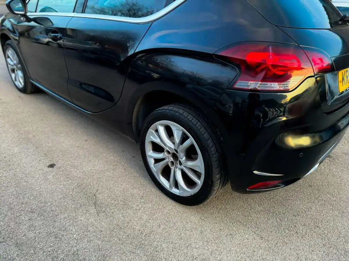 2012-citroen-ds4-16td-dstyle-16hdi-110ps-big-10