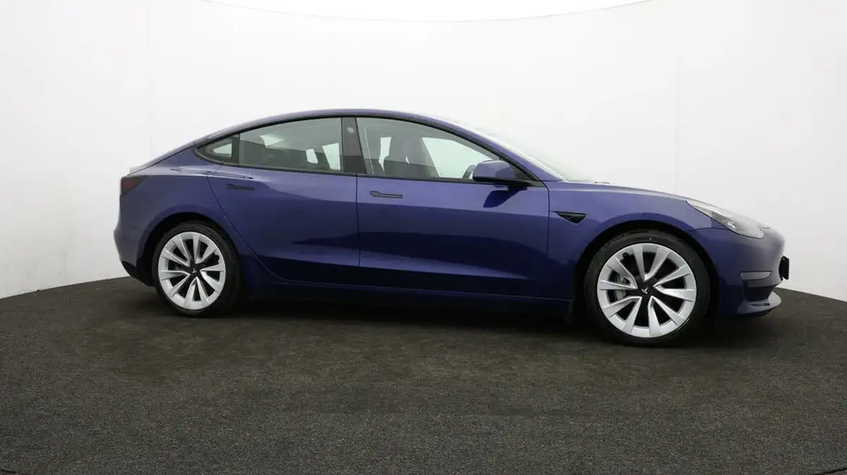 2021-tesla-model-3-e-long-range-4x4-big-35