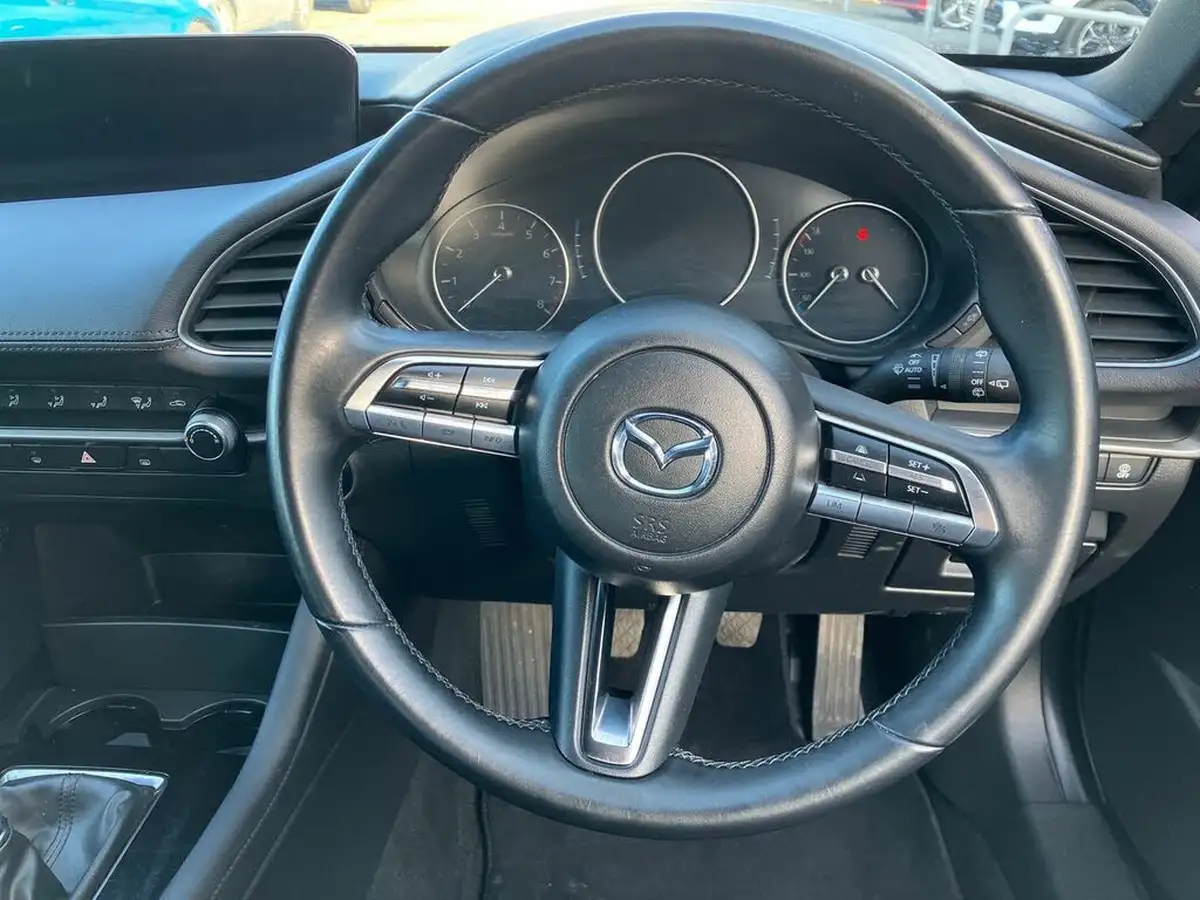 2022-mazda-mazda3-20-se-l-big-14
