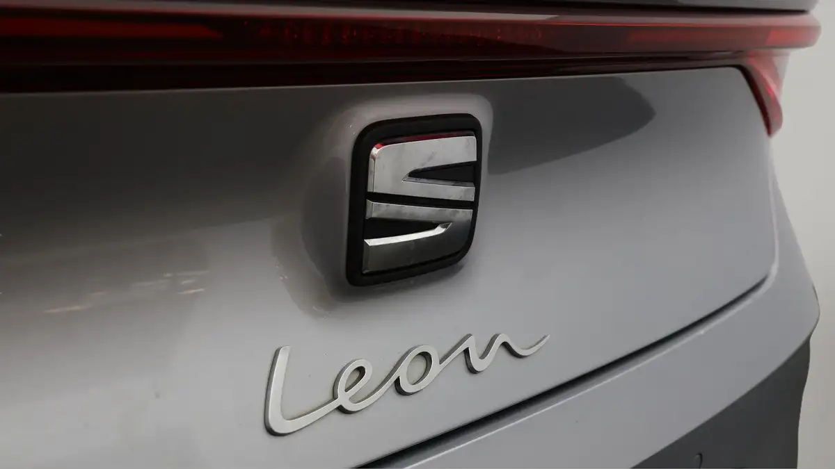2021-seat-leon-10-tsi-evo-se-dynamic-hatchback-big-19