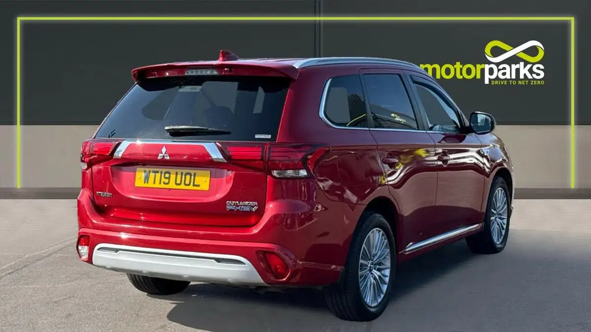 2019-mitsubishi-outlander-24-4h-phev-big-2