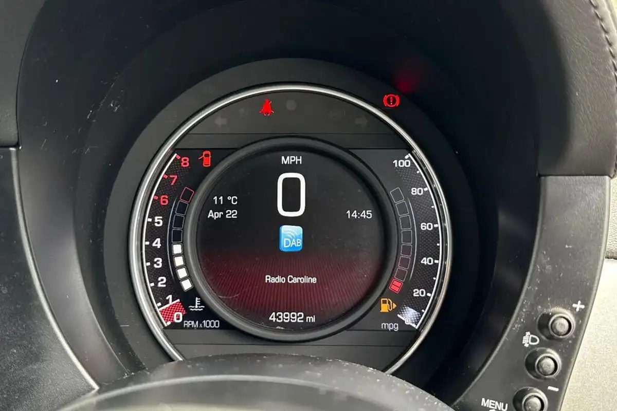 2018-abarth-595-14-tjet-turismo-big-54