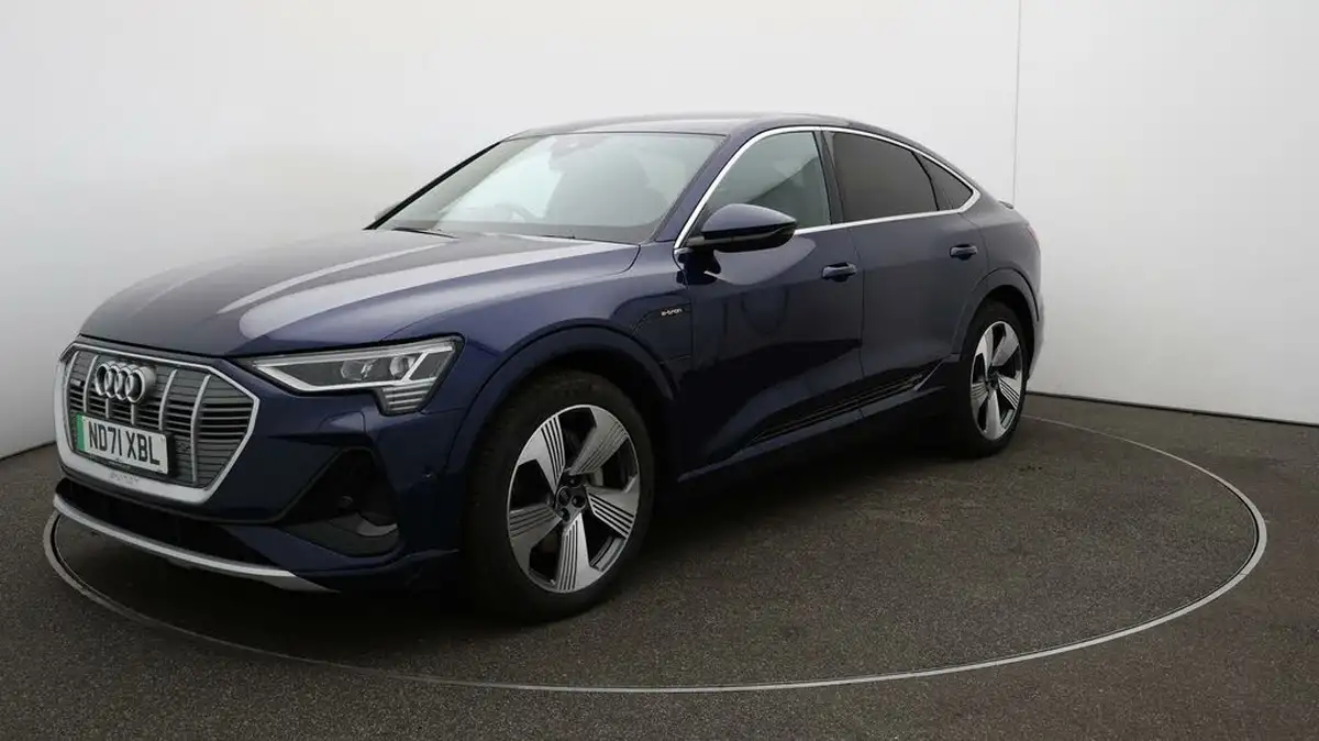 2021-audi-e-tron-55e-s-line-sportback-big-63