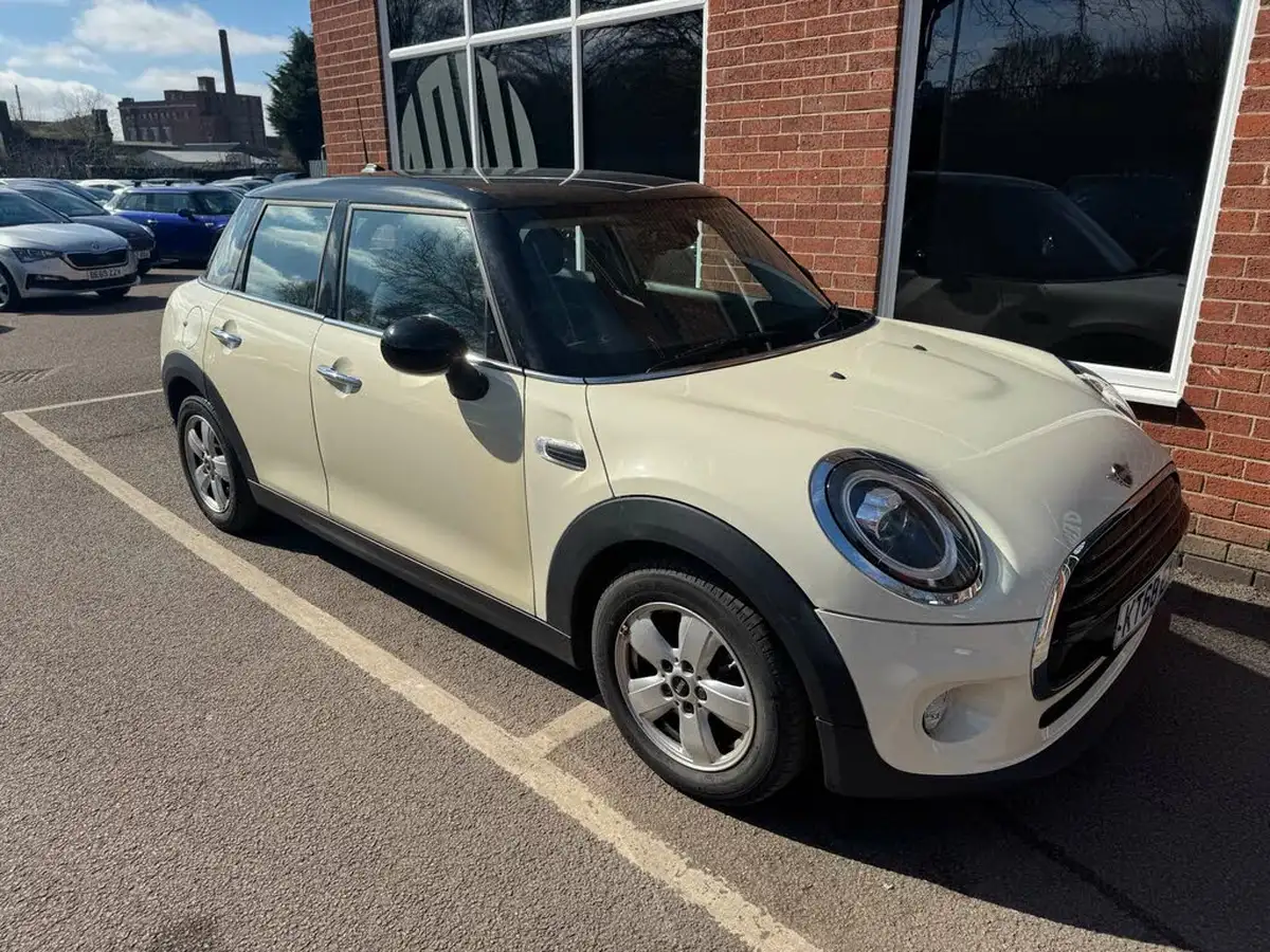 2018-mini-cooper-15-cooper-classic-ss-hatchback-5d-big-5