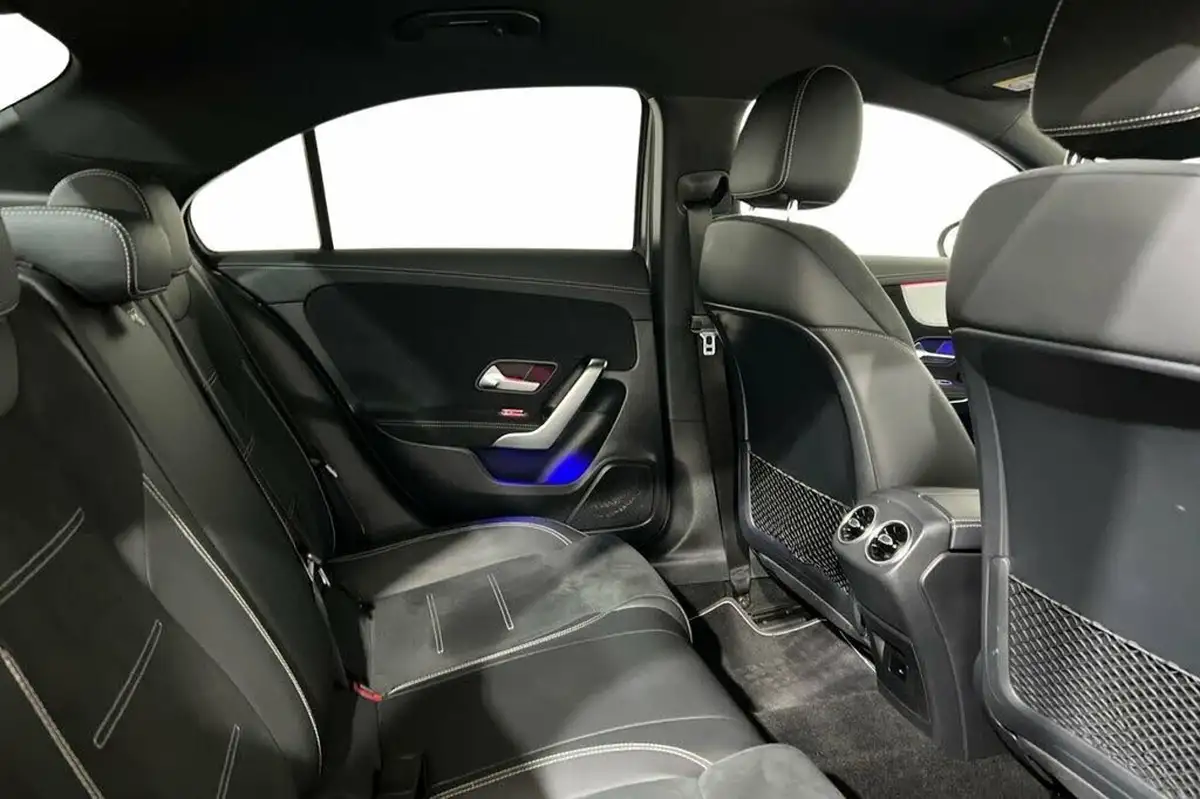 2022-mercedes-benz-a-class-20-a250-amg-line-executive-edition-saloon-4d-big-7
