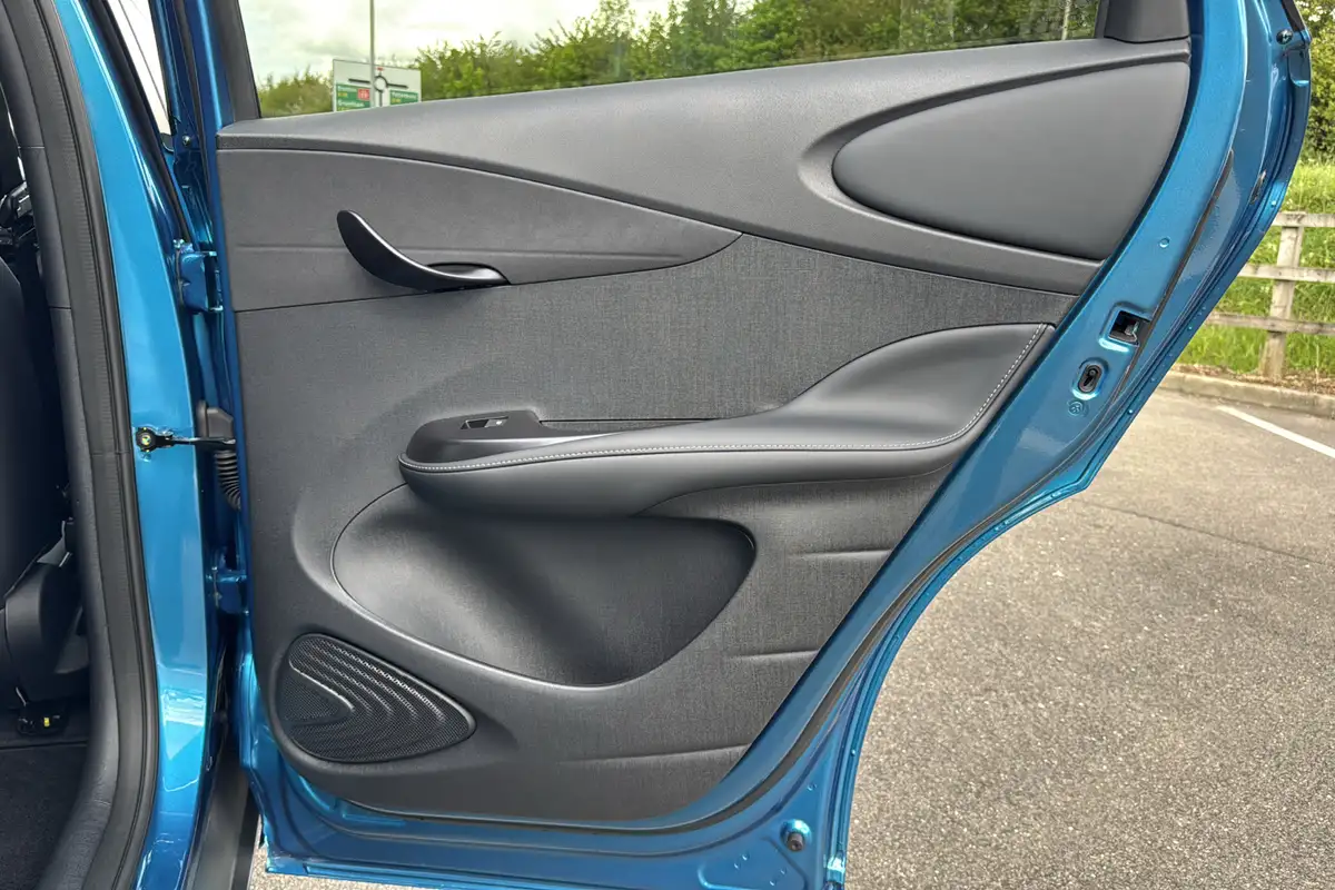 2024-byd-dolphin-e-design-big-24