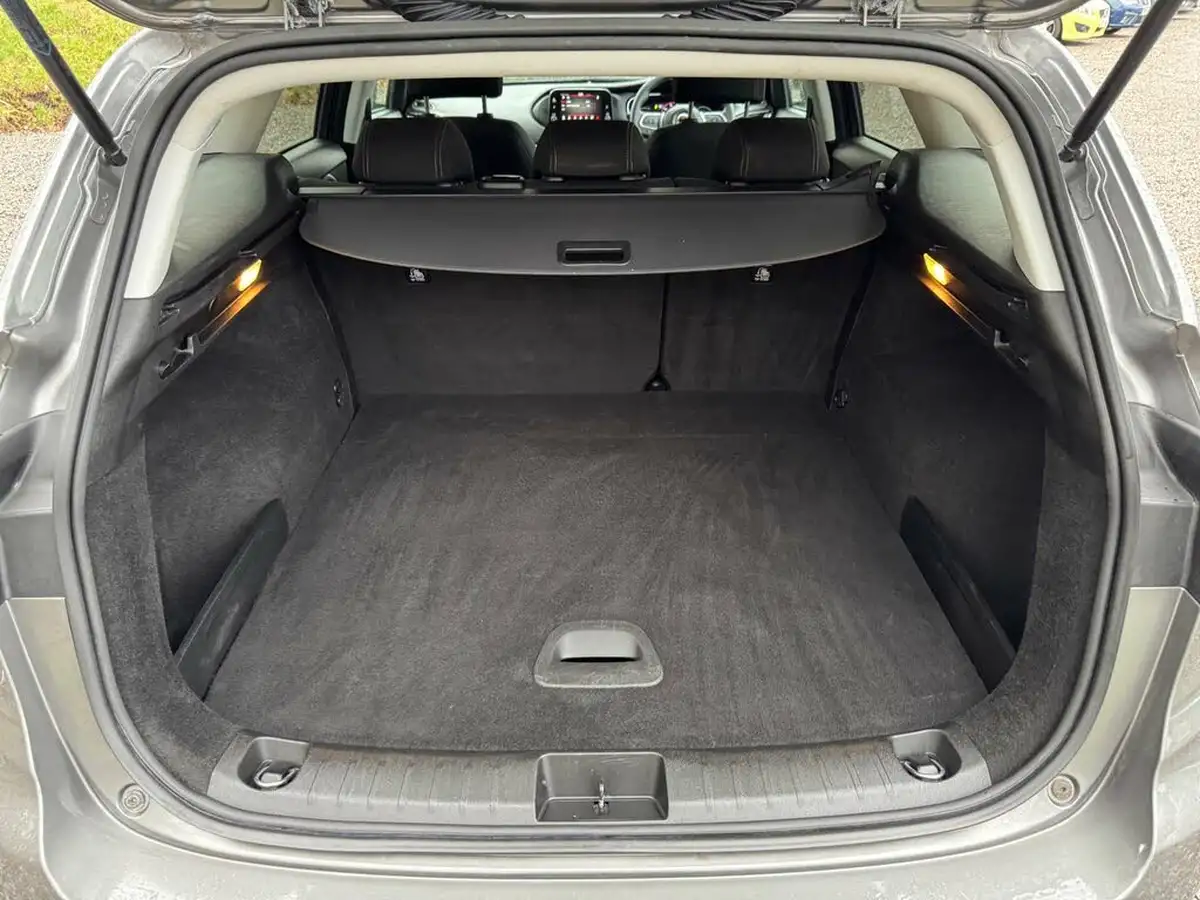 2021-fiat-tipo-10-life-station-wagon-big-6