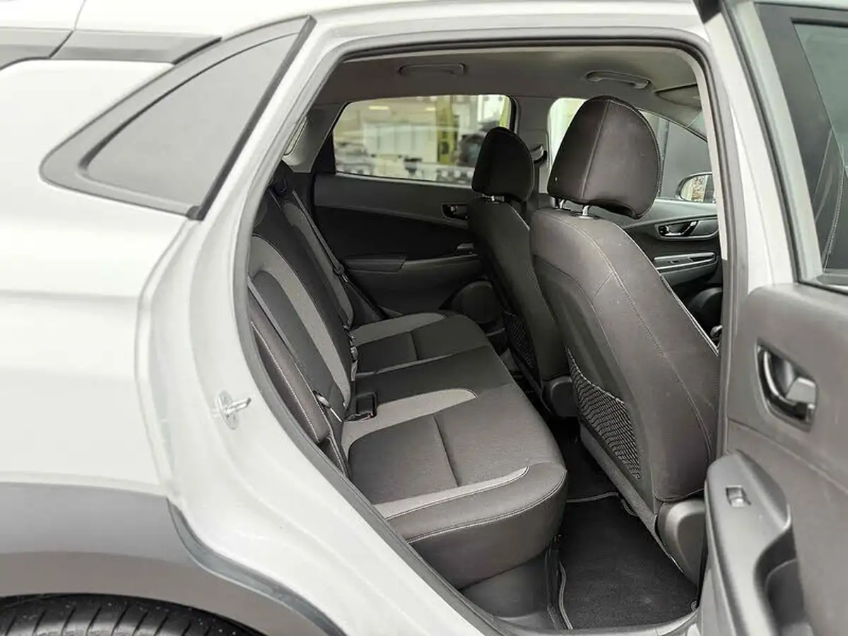 2020-hyundai-kona-16-gdi-premium-big-19