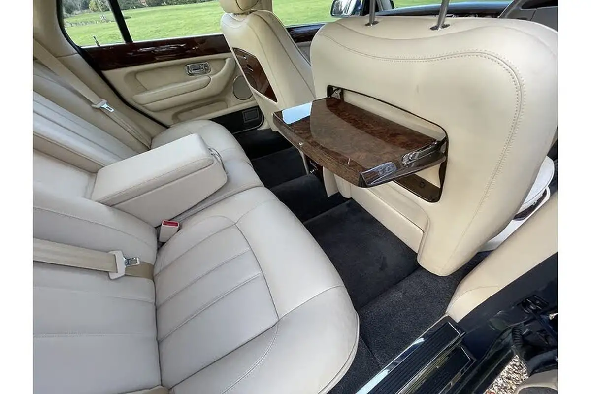 2008-bentley-arnage-68-r-big-16