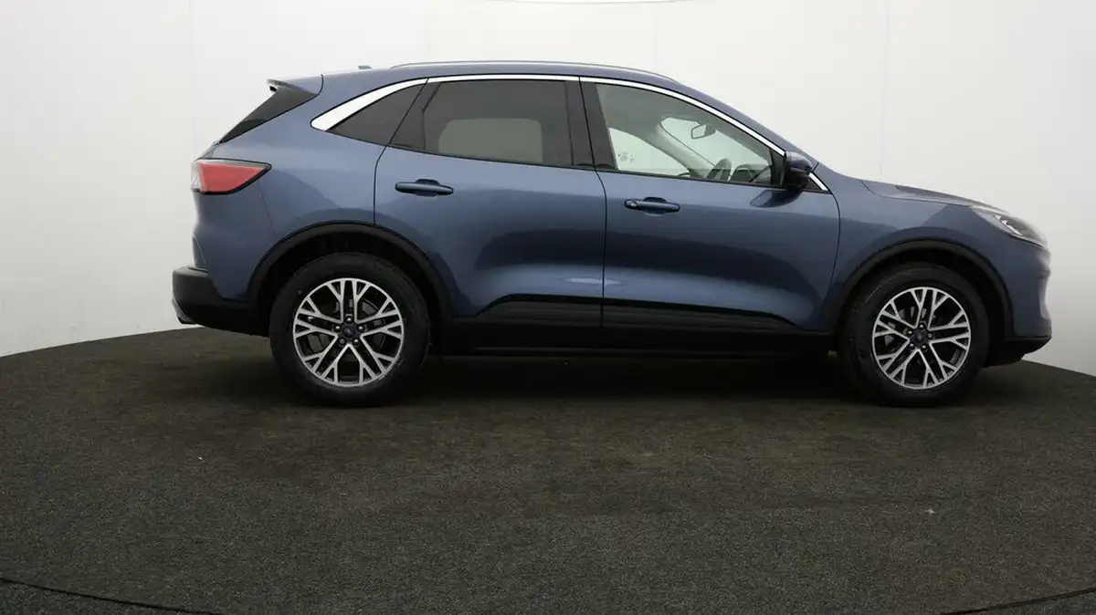 2022-ford-kuga-15-titanium-edition-auto-big-36