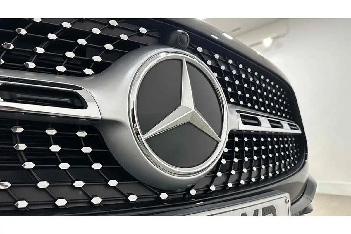 2021-mercedes-benz-gla-class-13-gla-250e-exclusive-edition-premium-plus-big-14