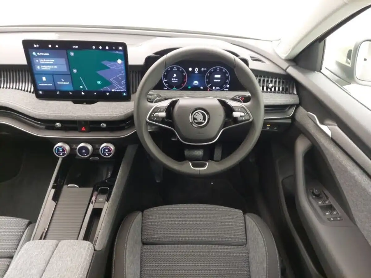2024-skoda-superb-15-tsi-e-tec-se-technology-estate-big-6