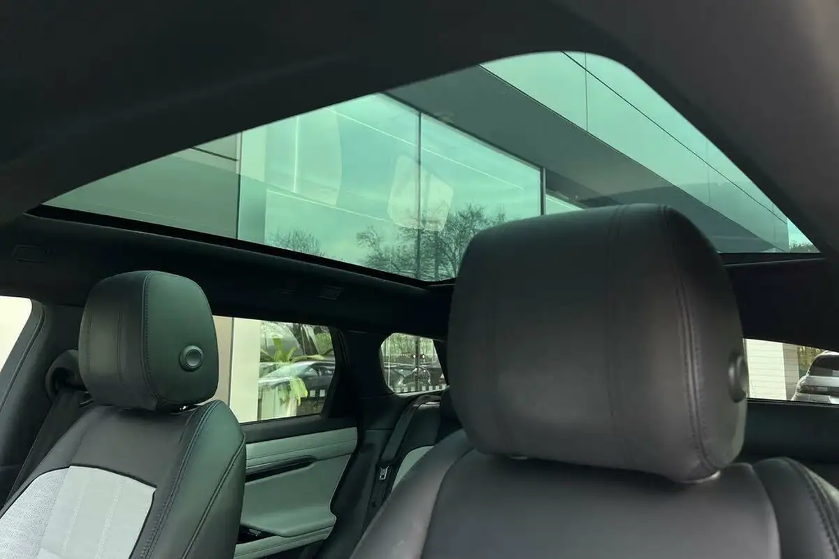 2019-land-rover-range-rover-evoque-20-d240-r-dynamic-hse-big-5