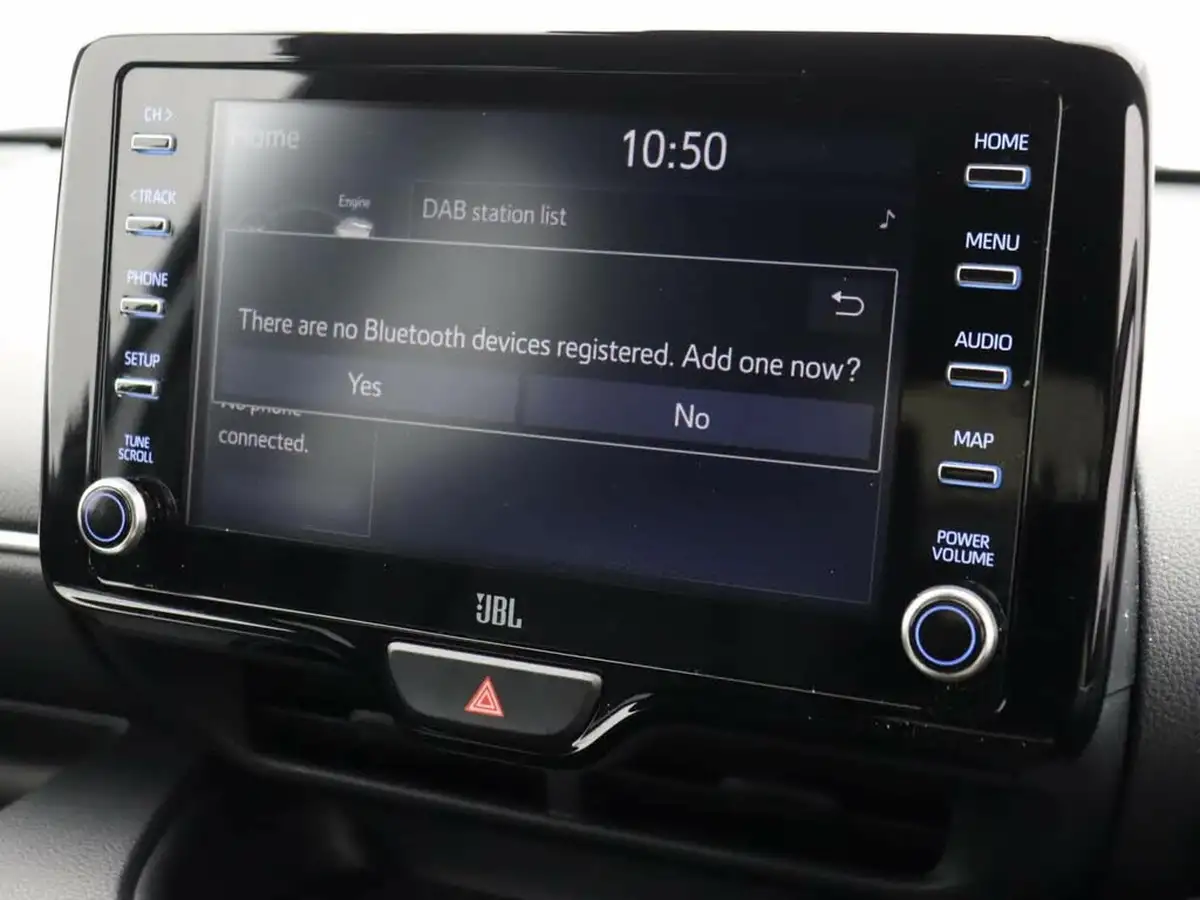 2020-toyota-yaris-15-vvt-i-dynamic-big-15