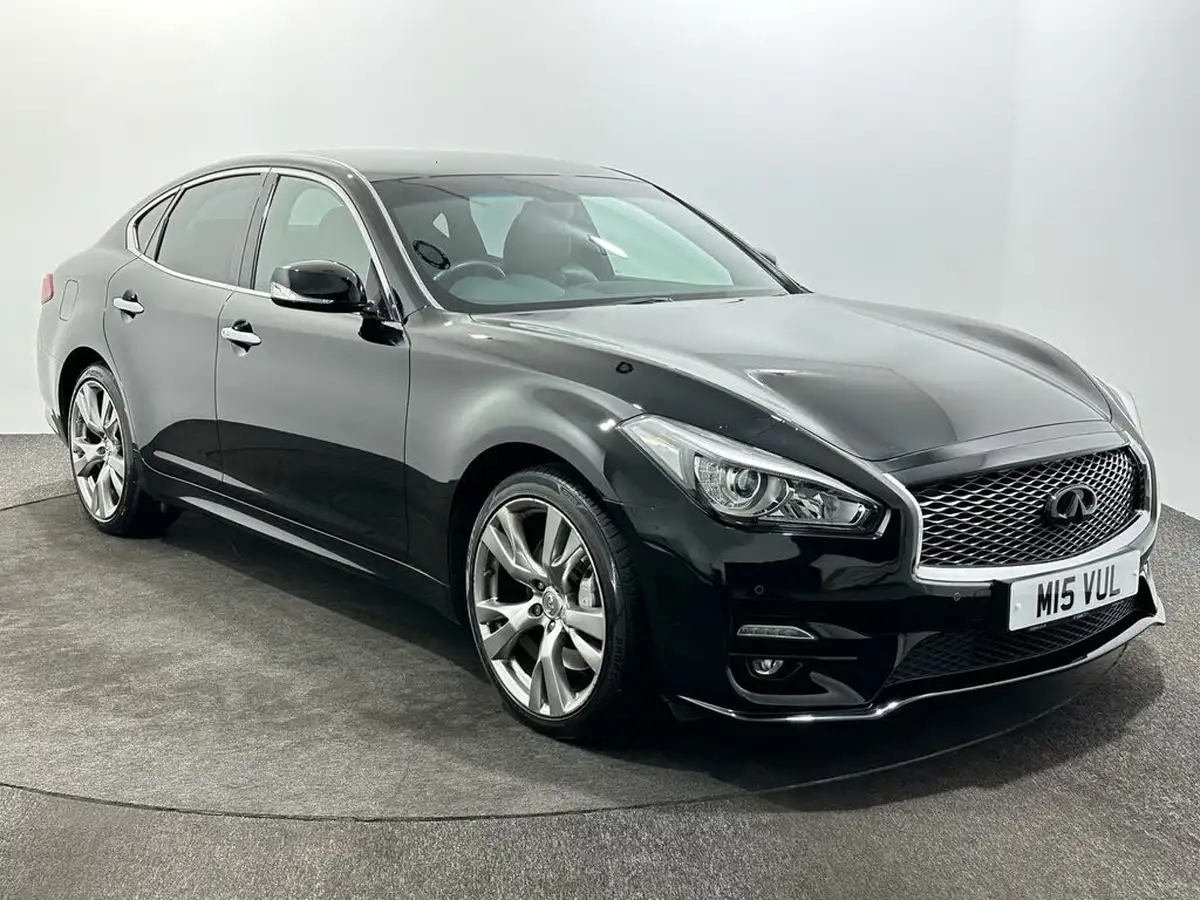 2016-infiniti-q70-22td-sport-big-0