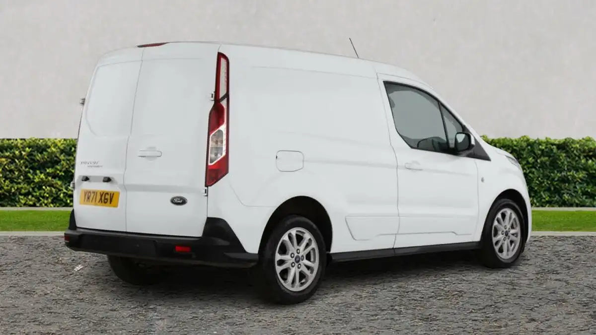 2020-ford-transit-connect-15-ecoblue-l1-200-limited-big-2