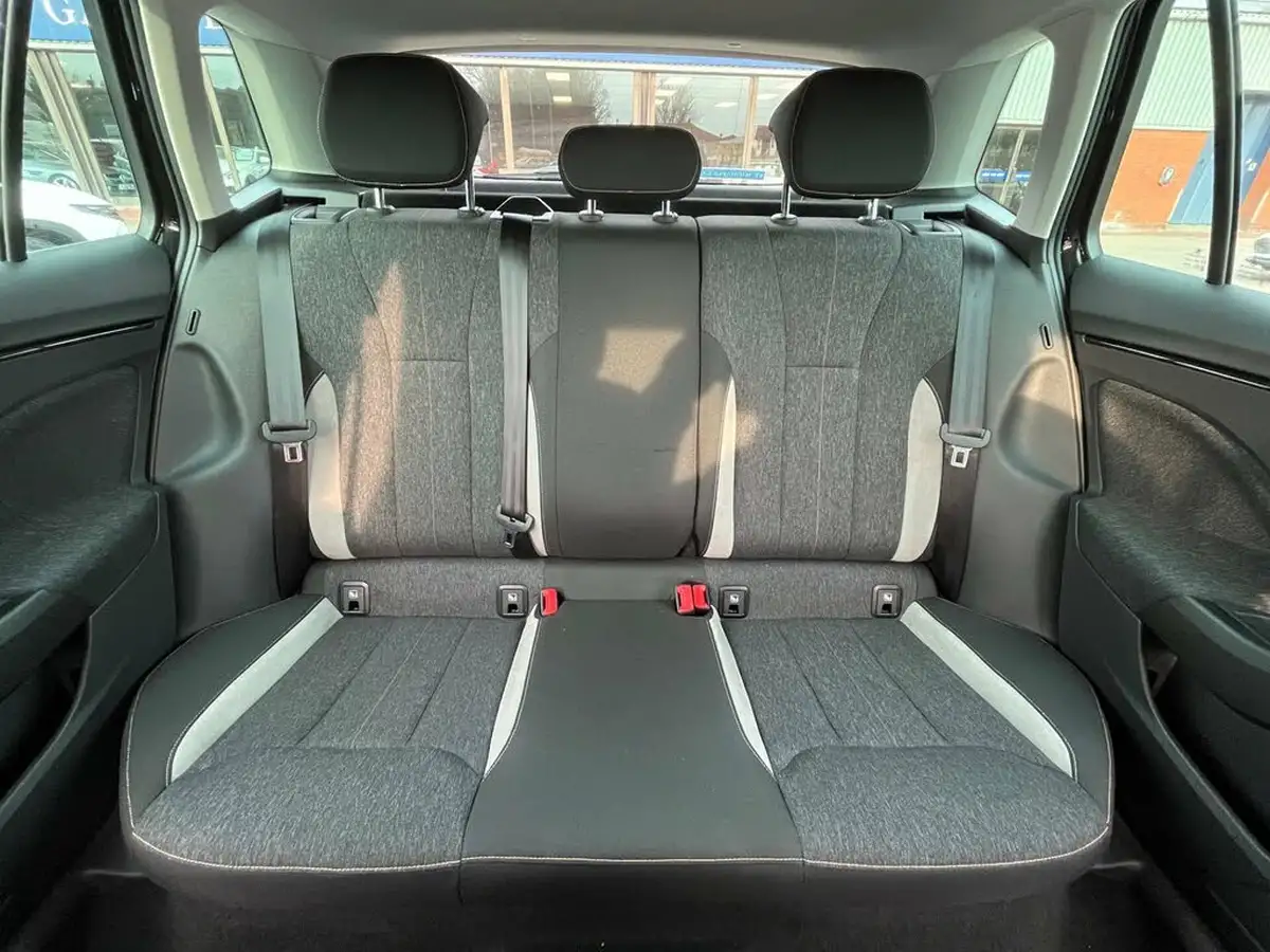 2021-skoda-kamiq-10-tsi-se-l-109ps-dsg-big-55