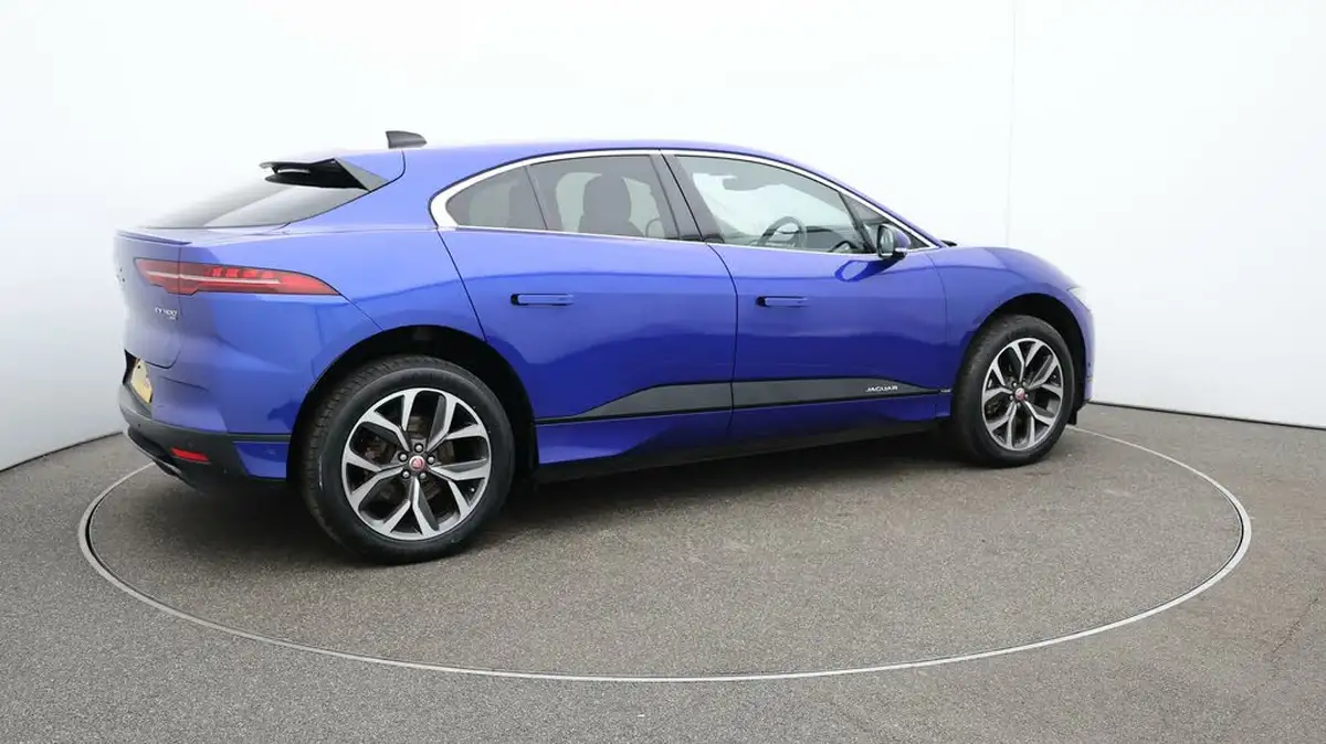 2021-jaguar-i-pace-ev400-hse-big-51
