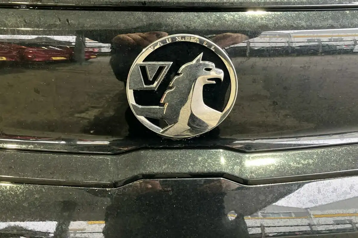 2024-vauxhall-combo-life-e-ultimate-big-22