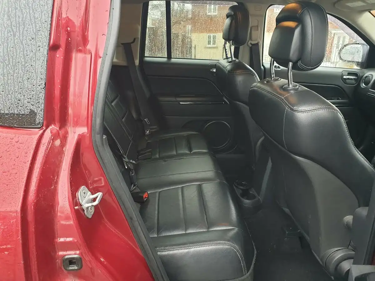 2011-jeep-compass-22crd-limited-161bhp-big-10