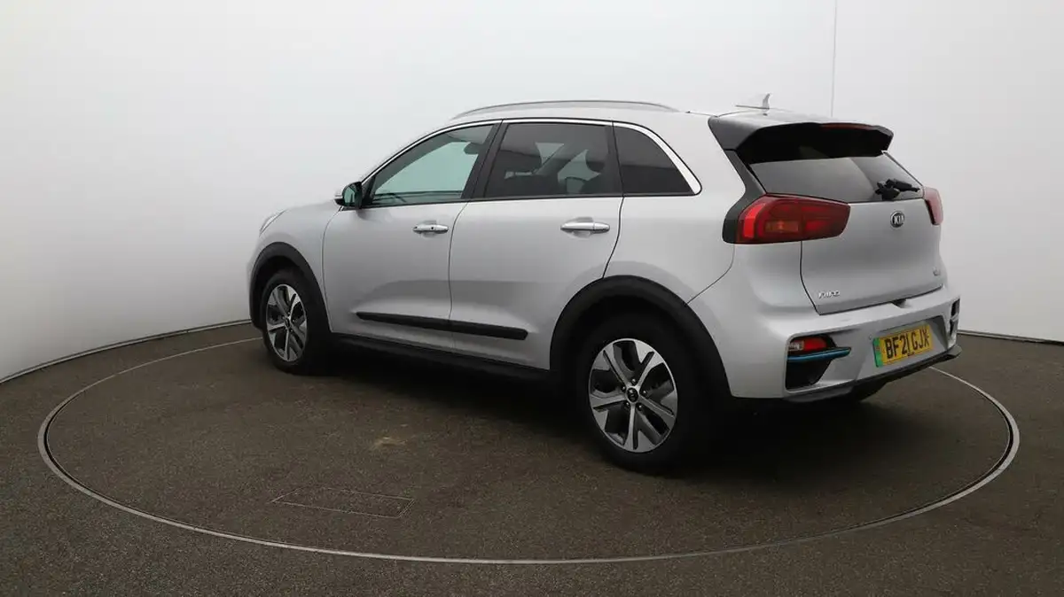 2021-kia-e-niro-ev-3-big-5