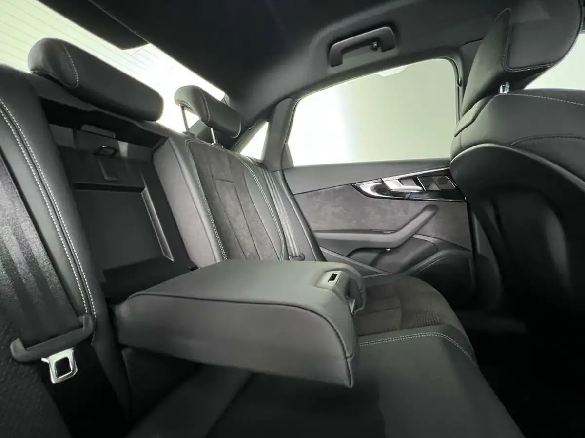 2020-audi-a4-20-35-tfsi-black-edition-big-14