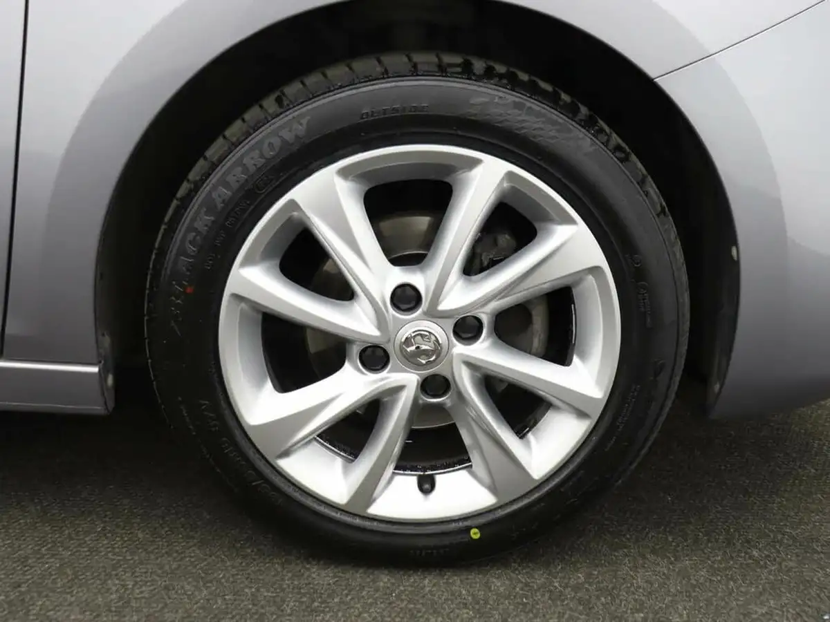 2021-vauxhall-corsa-12i-elite-big-8